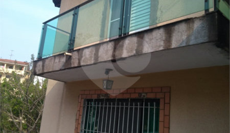 Sobrado à venda com 3 quartos, sendo 1 suíte,  em Tremembé, São Paulo, SP