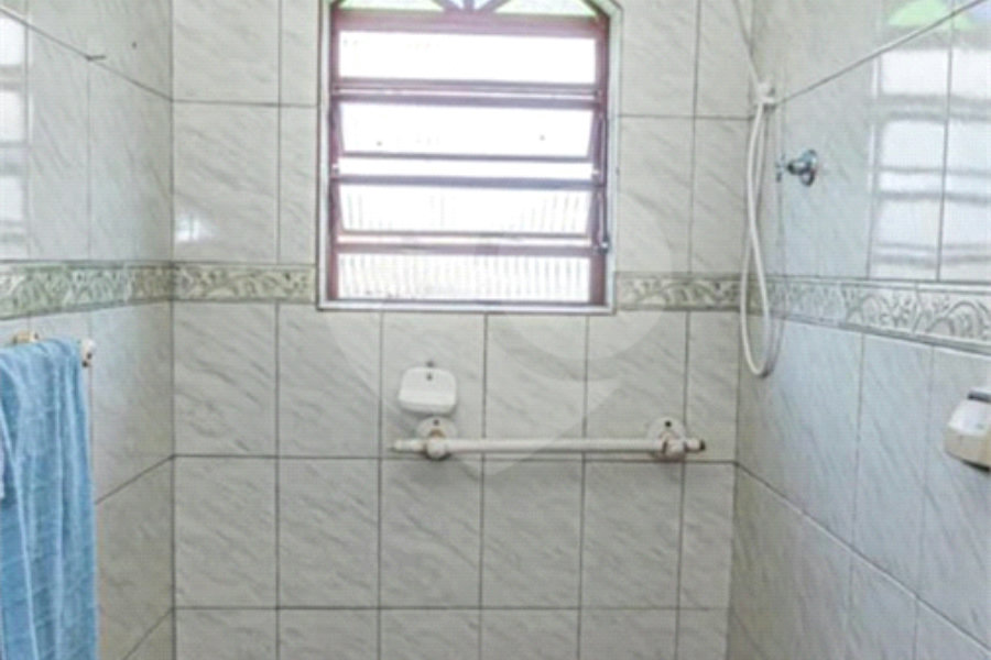 Sobrado à venda com 4 quartos no Brasilândia, São Paulo, SP