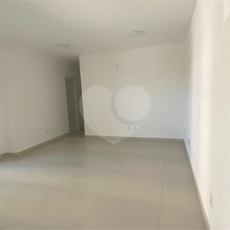 Apartamento à venda com 3 quartos, sendo 1 suíte, em Jardim Santiago, Indaiatuba, SP