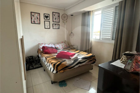 Casa à venda com 5 quartos em Vila Granada, São Paulo, SP