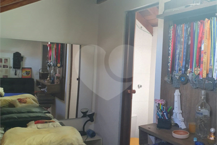 Casa à venda com 4 quartos, sendo 2 suítes, em Vila Guilherme, São Paulo, SP