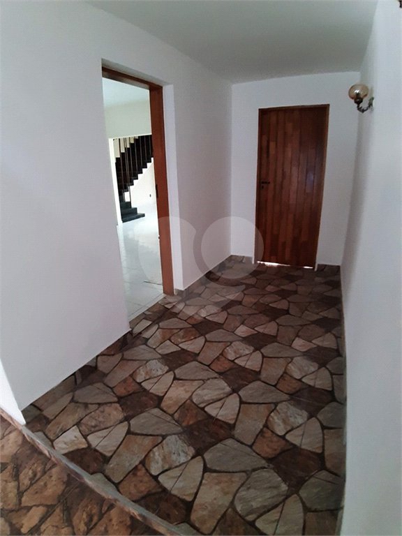 Sobrado à venda com 4 quartos, sendo 1 suíte, em Vila Gomes, São Paulo, SP