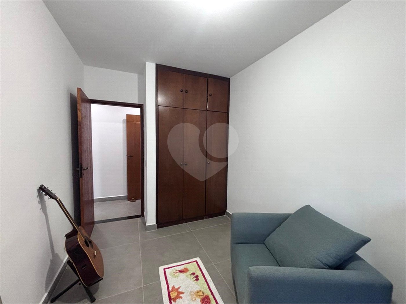 Casa à venda com 3 quartos, sendo 1 suíte, em Parque Três Meninos, Sorocaba, SP