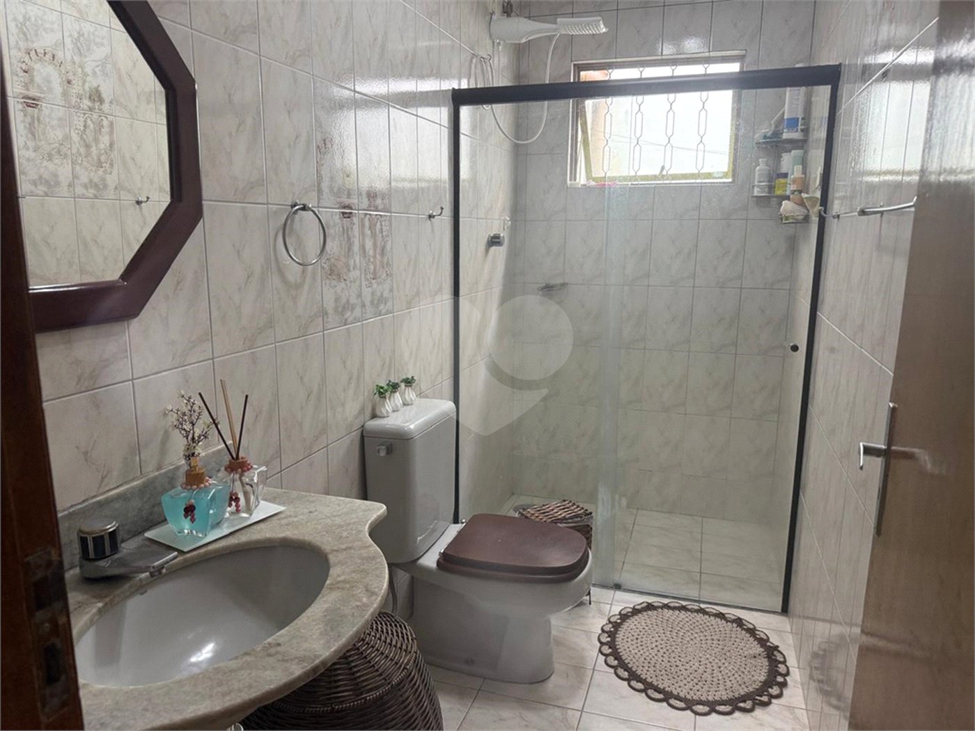 Casa à venda com 3 quartos, sendo 1 suíte, em Vila Romão, Salto, SP
