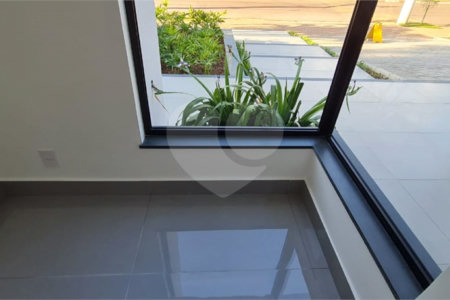 Casa à venda com 3 suítes no condomínio Reserva dos Vinhedos, Louveira - SP