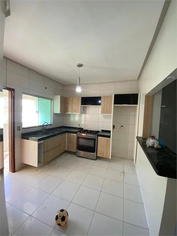 Casa para alugar com 3 quartos, sendo 1 suíte, em Açucena, Balsas, MA