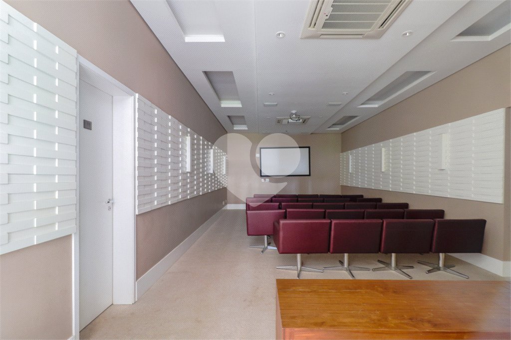 Apartamento à venda com 3 quartos, sendo 1 suíte, em Barra Funda, São Paulo, SP
