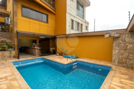 Sobrado à venda com 3 suítes em Chácara Inglesa (zona Norte), São Paulo, SP