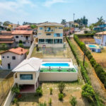 Casa à venda com 3 quartos, sendo 1 suíte, no condomínio Vale do Sol, Bom Jesus dos Perdões - SP