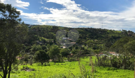Terreno à venda em Jardim Estância Brasil, Atibaia, SP