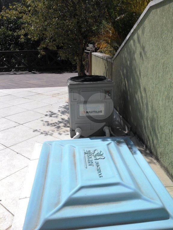 Casa à venda com 4 quartos, sendo 2 suítes,  em Horto, São Paulo, SP