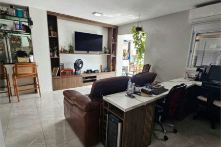 Apartamento à venda com 3 quartos, sendo 2 suítes, em Vila Anastácio, São Paulo, SP