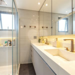 Apartamento à venda com 4 quartos, sendo 3 suítes,  em Jardim das Acácias, São Paulo, SP