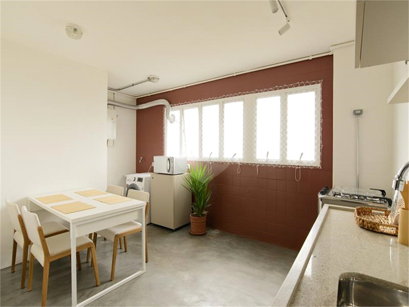 Apartamento à venda com 4 quartos, sendo 2 suítes, em Vila Olímpia, São Paulo, SP