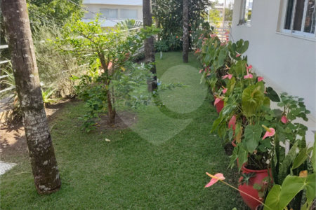Casa à venda com 3 suítes no condomínio Estância Marambaia, Vinhedo - SP