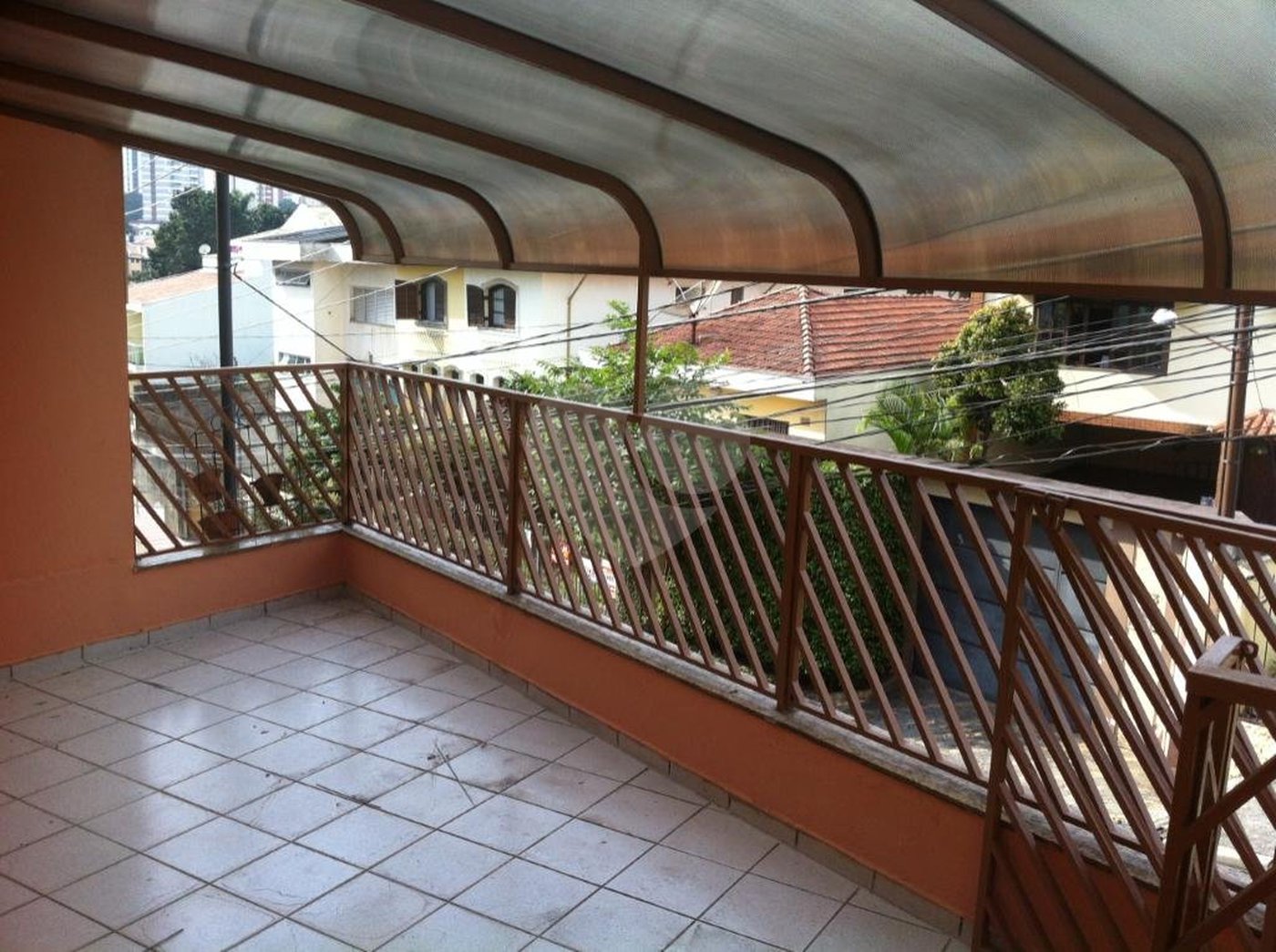 Sobrado à venda com 3 quartos, sendo 1 suíte, em Chora Menino, São Paulo, SP