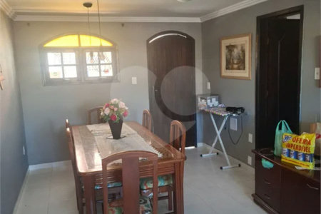 Casa à venda com 5 quartos, sendo 4 suítes, em Campo Grande, Rio de Janeiro, RJ