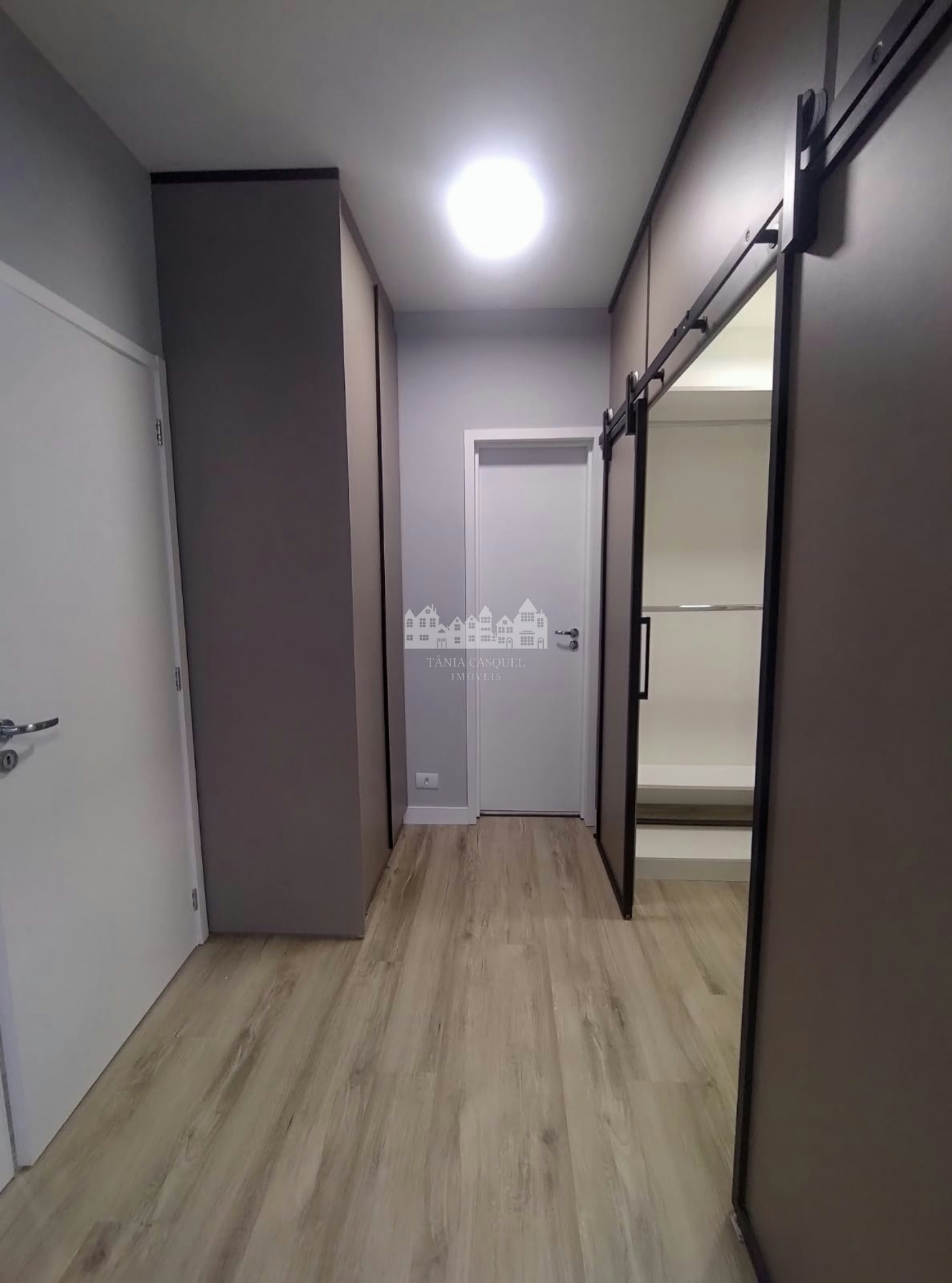 Casa à venda com 3 suítes no condomínio Lá Reserva Atibaia, Atibaia - SP