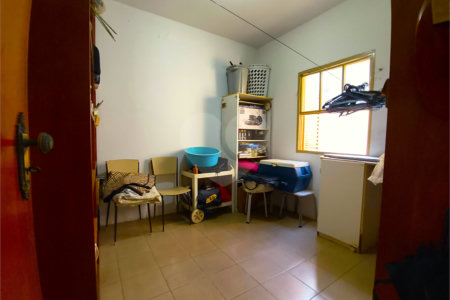 Casa à venda com 4 quartos, sendo 3 suítes,  no condomínio Village D'avignon, Sorocaba - SP
