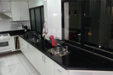 Apartamento à venda com 3 suítes em Vila Andrade, São Paulo, SP