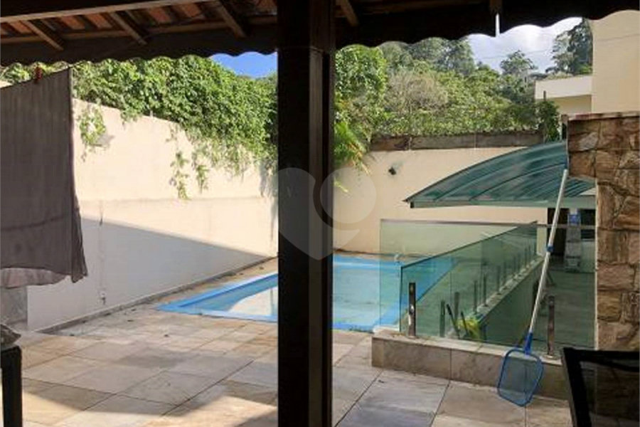 Sobrado à venda com 3 suítes em Tremembé, São Paulo, SP