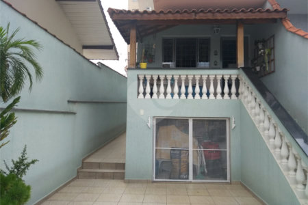 Sobrado à venda com 3 quartos, sendo 1 suíte, em Vila Aurora (zona Norte), São Paulo, SP