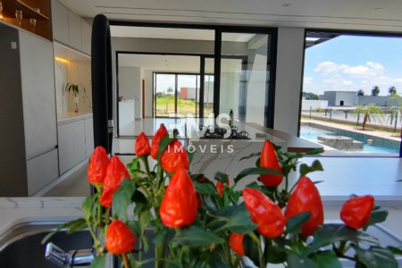 Casa à venda com 4 suítes no condomínio Campos de Santo Antonio ii, Itu - SP