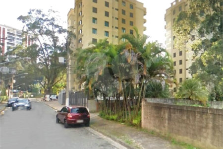 Terreno à venda em Paraisópolis, São Paulo, SP