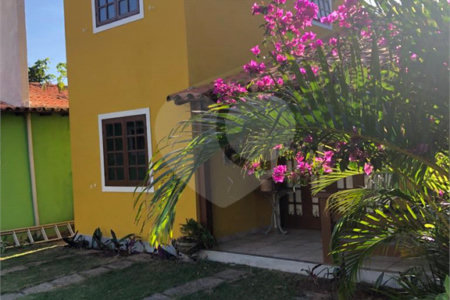 Casa à venda com 3 quartos, sendo 1 suíte, em Marina, Armação dos Búzios, RJ
