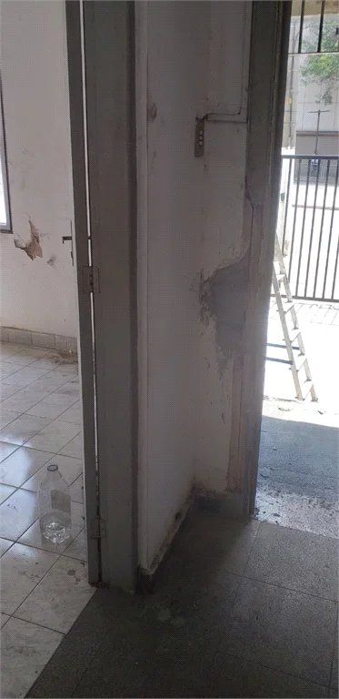 Sobrado à venda ou para alugar com 4 quartos em Água Branca, São Paulo, SP