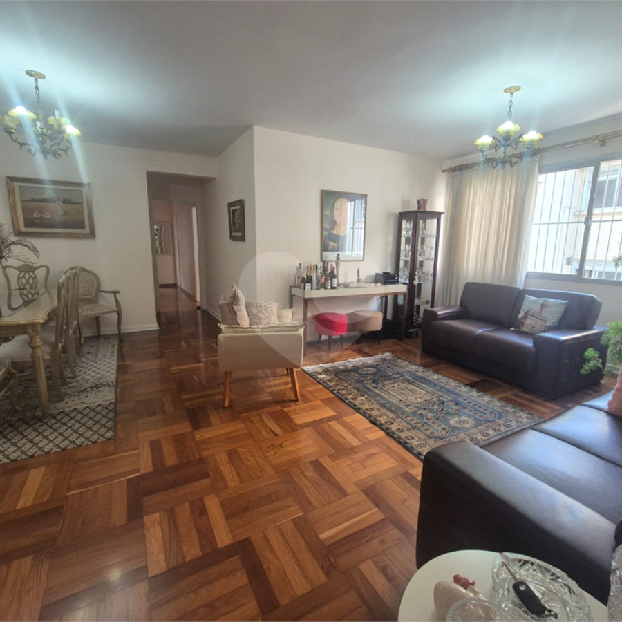 Apartamento à venda com 3 quartos, sendo 1 suíte, em Itaim Bibi, São Paulo, SP