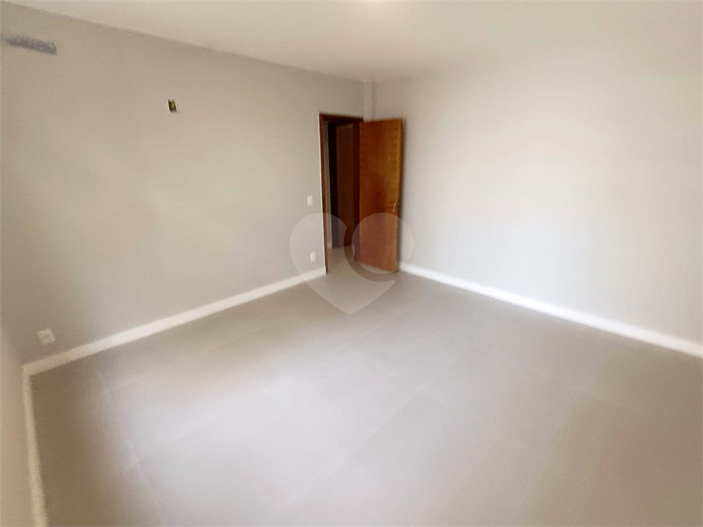 Apartamento à venda com 2 quartos, sendo 1 suíte,  em Maracanã, Rio de Janeiro, RJ