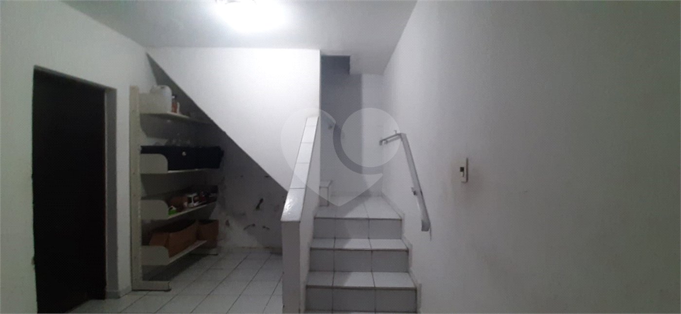 Sobrado à venda com 5 quartos, sendo 1 suíte,  em Vila Rosália, Guarulhos, SP
