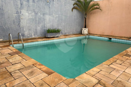 Casa à venda com 3 quartos, sendo 1 suíte,  em Jardim Brasil (zona Sul), São Paulo, SP