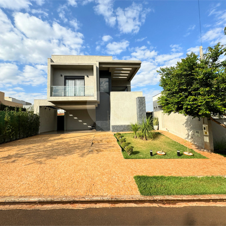 Sobrado à venda com 3 suítes em Condomínio Bella Città, Ribeirão Preto, SP