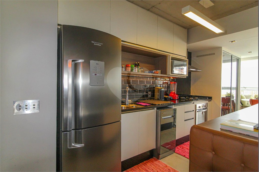 Apartamento à venda com 2 quartos, sendo 1 suíte, em Vila Olímpia, São Paulo, SP