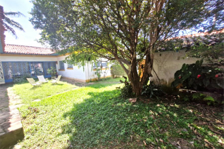 Casa Térrea à venda com 5 quartos em Jardim Petrópolis, São Paulo, SP