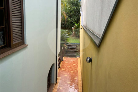 Sobrado à venda com 4 quartos, sendo 1 suíte,  em Vila Suissa, Mogi das Cruzes, SP