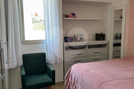 Apartamento à venda com 4 quartos, sendo 1 suíte, em Parque Tomas Saraiva, São Paulo, SP