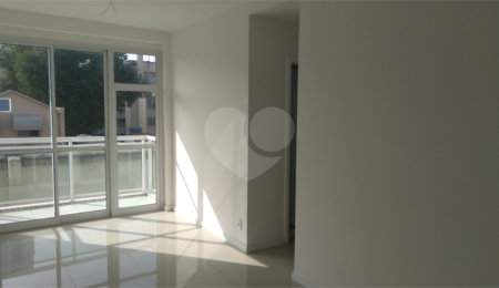 Apartamento à venda com 3 quartos, sendo 1 suíte,  em Vila Isabel, Rio de Janeiro, RJ