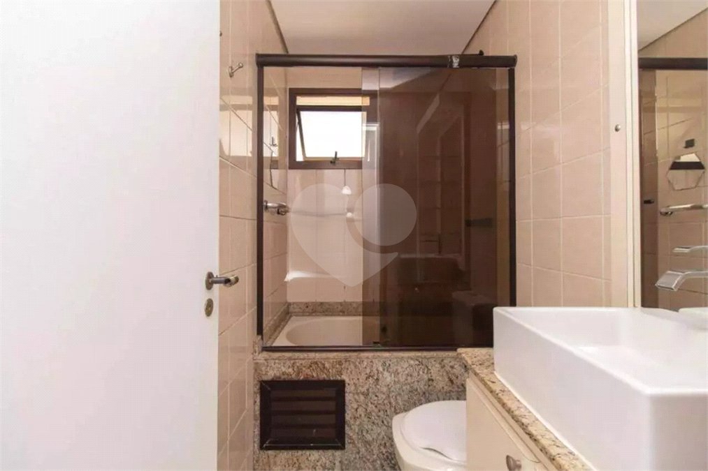 Cobertura à venda ou para alugar com 3 quartos, sendo 1 suíte,  em Vila Clementino, São Paulo, SP