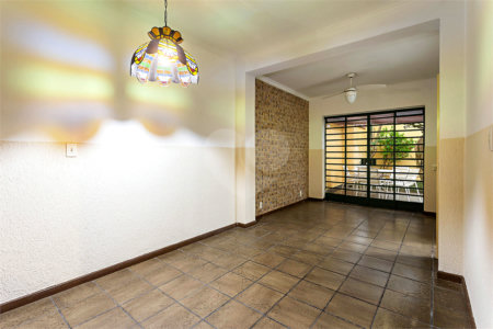 Casa à venda com 3 quartos, sendo 1 suíte, em Chácara Santo Antônio, São Paulo, SP