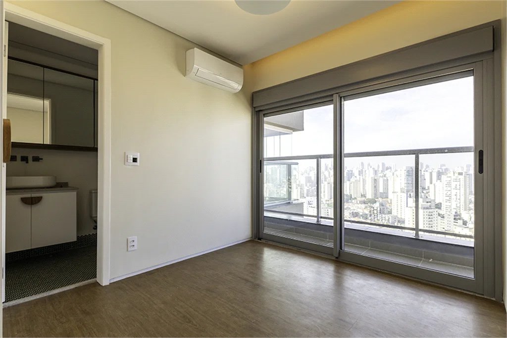 Apartamento à venda ou para alugar com 3 suítes em Água Branca, São Paulo, SP