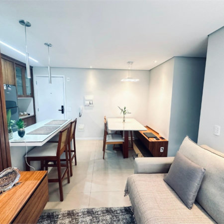 Apartamento à venda com 2 quartos, sendo 1 suíte, em Santo Amaro, São Paulo, SP
