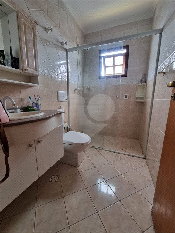 Sobrado à venda com 4 quartos, sendo 2 suítes, em Vila Mazzei, São Paulo, SP