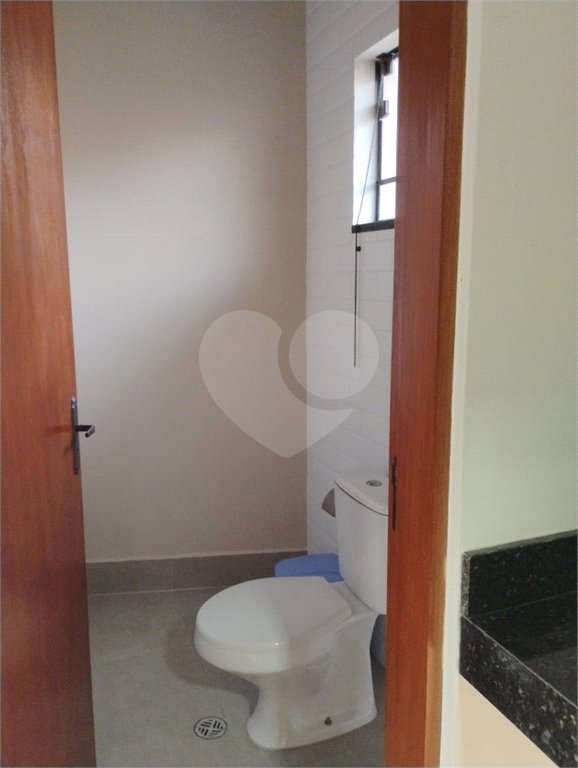 Casa à venda com 4 quartos em Barreiro, Mairiporã, SP