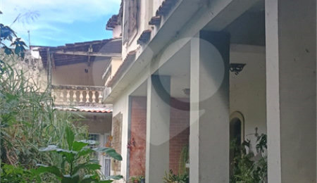 Área de Terra à venda com 4 quartos, sendo 1 suíte,  em Pedra de Guaratiba, Rio de Janeiro, RJ