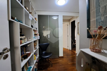 Apartamento à venda com 3 quartos, sendo 1 suíte, em Perdizes, São Paulo, SP