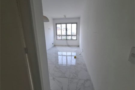 Apartamento à venda com 2 quartos em Parada Inglesa, São Paulo, SP