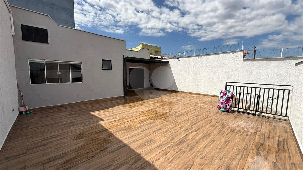 Casa a venda, composta por 2 casas separadas no Jaraguá em Piracicaba - SP.
